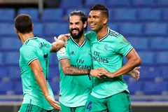 Đánh bại Espanyol, Real Madrid đòi lại ngôi đầu từ tay Barcelona