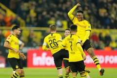 Dortmund thắng tưng bừng trước Eintracht Frankfurt. 