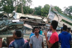 Cảnh tượng tan hoang sau trận động đất mạnh tại Indonesia