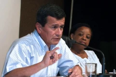 Trưởng đoàn đàm phán của ELN Pablo Beltrán trong cuộc họp báo tại La Habana, Cuba ngày 27/6/2007. (Nguồn: AFP/TTXVN)