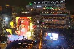 Một hoạt động chào đón Năm mới 2020 tại khu vực quanh hồ Hoàn Kiếm. (Nguồn: Vietnam+)