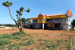 Lâm Đồng chỉ đạo tháo dỡ công trình sai phạm tại Bến xe Di Linh