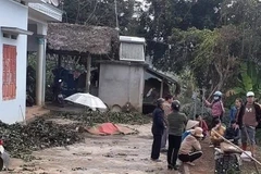Hiện trường vụ xảy ra trọng án tại xóm Lương Bình, xã Sơn Phú, huyện Định Hóa, tỉnh Thái Nguyên. (Ảnh: TTXVN)