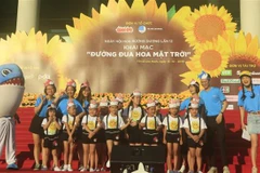 Bệnh nhi ung thư biểu diễn văn nghệ tại Ngày hội hoa hướng dương năm 2019. (Ảnh: Đinh Hằng/TTXVN)