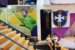 Tỏa sáng giúp Brazil vào tứ kết, Julio Cesar lập tức... lên tường