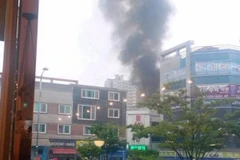 Hàn Quốc: Trực thăng rơi xuống khu dân cư, 5 người thiệt mạng