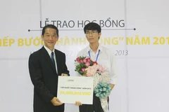 Sapporo trao học bổng "Tiếp bước thành công" cho sinh viên