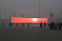 Ở Bắc Kinh, nếu muốn ngắm mặt trời mọc thì phải xem TV