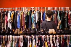 Trung Quốc phát hiện lượng lớn quần áo trẻ em chứa chất có hại 