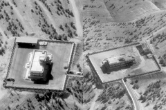 Mỹ công bố hình ảnh và video cuộc không kích IS ở Syria