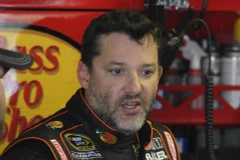 Làng đua xe Mỹ chấn động vì vụ cựu vô địch đâm chết đối thủ