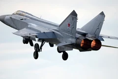 Chiến đấu cơ Na Uy và Nga suýt va chạm nhau trên không