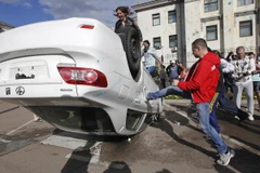 Moskva giận dữ với vụ đại sứ quán Nga ở Kiev bị tấn công