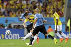 Rodriguez tái lập thành tích của huyền thoại Ronaldo "béo"