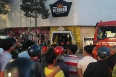 Bà Rịa: Sập trần quán bar, một người bị kẹt trong đống đổ nát