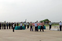 Lễ hồi hương hài cốt quân nhân Hoa Kỳ mất tích trong chiến tranh ở Việt Nam. (Nguồn: TTXVN)