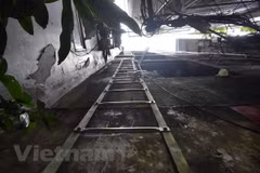 Lời kể nghẹn ngào của người hàng xóm chung cư mini bị cháy ở Khương Hạ