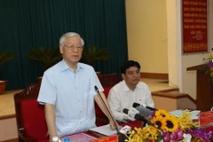 Tổng Bí thư Nguyễn Phú Trọng phát biểu tại buổi làm việc với Ban Thường vụ Tỉnh ủy Nghệ An. (Ảnh: Trí Dũng/TTXVN)