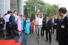 Thủ tướng Canada Justin Trudeau thăm trường đại học Tôn Đức Thắng chiều 9/11. (Ảnh: Thanh Vũ/TTXVN)