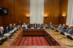 Toàn cảnh cuộc đàm phán ở Geneva ngày 1/2. (Ảnh: AFP/ TTXVN)