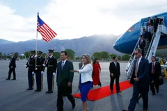 Thủ tướng Nguyễn Tấn Dũng tới Mỹ tham dự Hội nghị Cấp cao đặc biệt ASEAN-Hoa Kỳ. (Ảnh: Đức Tám/TTXVN)