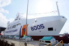 Bộ Tư lệnh Cảnh sát biển tổ chức Lễ hạ thủy tàu Cảnh sát biển 8005 (DN 2000) hoàn thành sau 12 tháng thi công. (Ảnh: Trần Lê Lâm/TTXVN)