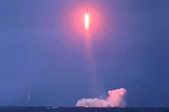 [Video] Pháp lần đầu tiên sử dụng tên lửa hành trình tấn công IS