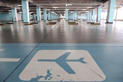 Cảnh vắng vẻ tại sân bay quốc tế Incheon, Hàn Quốc trong bối cảnh dịch COVID-19 lan rộng. (Ảnh: THX/TTXVN)