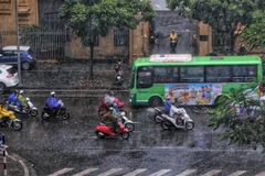 Mưa giông tại khu vực nội thành Hà Nội. Ảnh minh họa. (Ảnh: Thành Đạt/TTXVN)