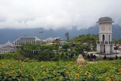 Mặc áo khoác giữa mùa Hè - Điều không tưởng chỉ có ở Fanispan!