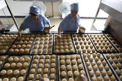 Bánh Trung thu loại nhân mới làm từ thịt... nhân tạo. (Nguồn: qz)