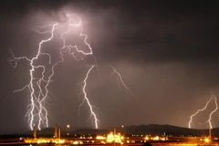 Sét đánh trong đêm, hai em nhỏ trọng thương khi đang ngủ