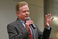 Cựu thượng nghị sỹ Đảng Dân chủ Jim Webb. (Nguồn: heightline)