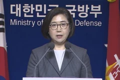 Người phát ngôn Bộ Quốc phòng Hàn Quốc Choi Hyun-soo phát biểu trong cuộc họp báo tại thủ đô Seoul. (Ảnh: Yonhap/TTXVN) 