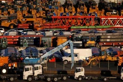 Xe ôtô xuất khẩu của Nhật Bản chờ được vận chuyển tại thành phố Yokohama, tỉnh Kanagawa. (Ảnh: Reuters/TTXVN)