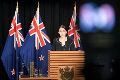 Thủ tướng New Zealand Jacinda Ardern tại cuộc họp báo ở Wellington. (Ảnh: THX/TTXVN)