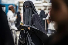 Chính phủ Australia đang đối mặt với vụ kiện nhằm buộc phải cho hồi hương vợ và con cái của những công dân Australia tham gia IS. (Nguồn: AFP) 