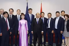 Thủ tướng Nguyễn Xuân Phúc tiếp ông Steve Bolze, Phó Chủ tịch cấp cao Tập đoàn General Electric (GE). (Ảnh: Thống Nhất/TTXVN)