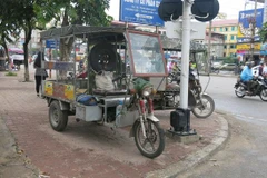 [Video] Xe giả danh thương binh giả vẫn hoành hành trên đường phố