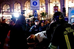 [Video] Sập thang cuốn ở nhà ga làm hơn 20 người bị thương