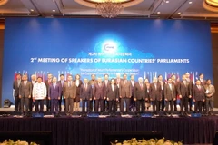 Các trưởng đoàn chụp ảnh chung. (Ảnh: Toàn Tuyên/TTXVN)