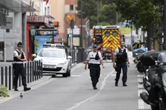 Cảnh sát phong tỏa khu vực thu giữ được chất nổ ở Villejuif ngày 6/9. (Nguồn: AFP/TTXVN)