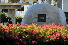 Mộ của cố Lãnh tụ Fidel Castro tại nghĩa trang Santa Ifigenia ở Santiago de Cuba. (Nguồn: AP/TTXVN)