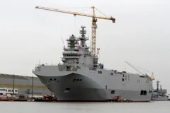 Tàu lớp Mistral. (Nguồn: EPA/TTXVN)