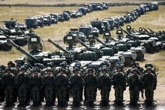 Binh sỹ Nga tham gia một cuộc tập trận. (Nguồn: AFP/TTXVN) 