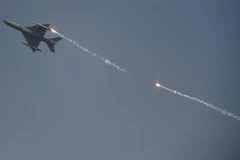 Máy bay chiến đấu MiG-21 bay trong lễ kỷ niệm ngày của Lực lượng Không quân Ấn Độ (IAF) ở New Delhi, ngày 8/10/2018. (Nguồn: AFP/TTXVN) 