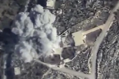 Không lực Nga oanh kích các mục tiêu của tổ chức khủng bố Nhà nước Hồi giáo (IS) tự xưng tại Idlib, Syria. (Nguồn: AFP/TTXVN)