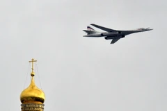Máy bay mang tên lửa chiến lược Tu-160 của Nga. (Nguồn: AFP/TTXVN)