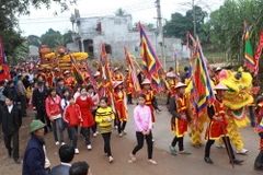 Mùa Xuân trảy hội là truyền thống đẹp của người Việt. (Ảnh: TTXVN)