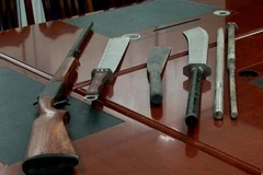 "Thanh toán" nhau bằng súng hoa cải làm một người chết